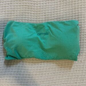 DFYNE strapless sports bra